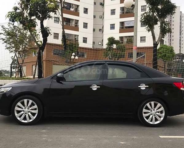 Cần bán xe Kia Cerato 1.6 AT đời 2011, màu đen, nhập khẩu0