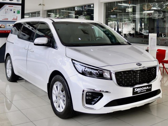 Kia Sedona 2.2 DAT Luxury -  giá cả tốt - nhiều chính sách ưu đãi và quà tặng hấp dẫn 0