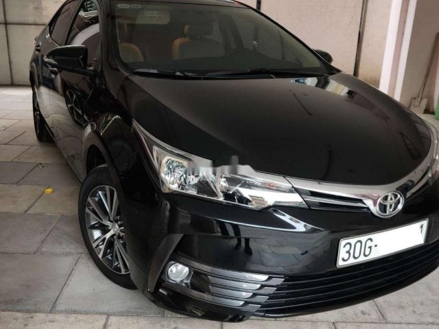 Bán Toyota Corolla Altis đời 2019, màu đen 0