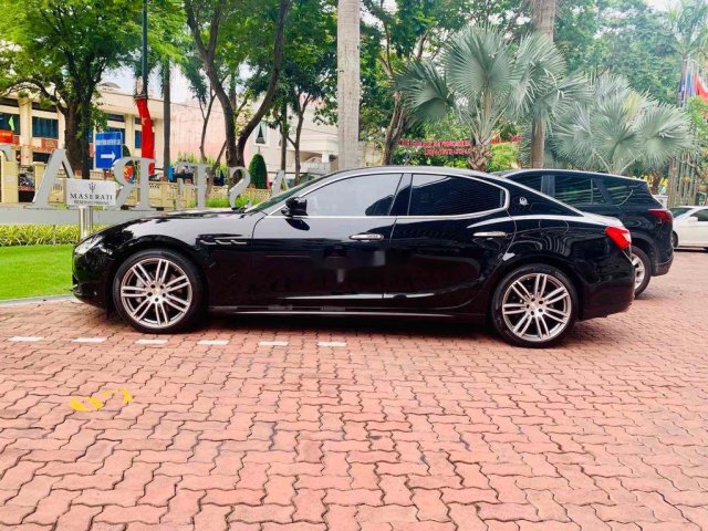 Cần bán Maserati Ghibli sản xuất 2018, xe nhập chính chủ0