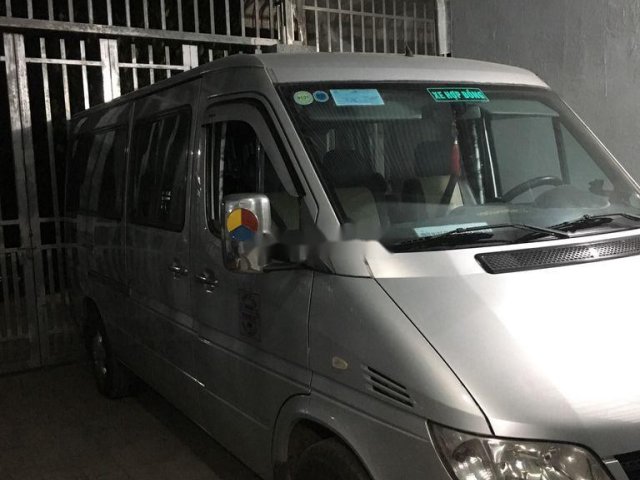 Cần bán gấp Mercedes Sprinter đời 2010, màu bạc0