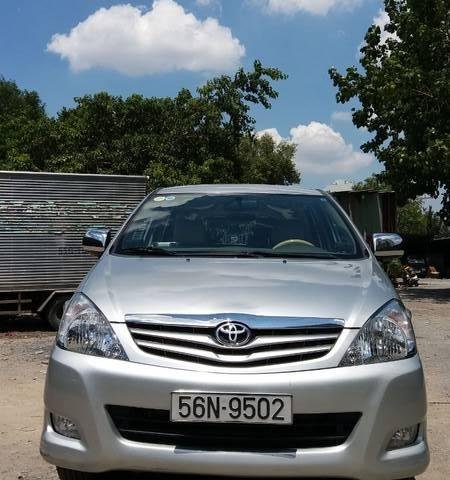 Cần bán xe Toyota Innova sản xuất 2010 còn mới