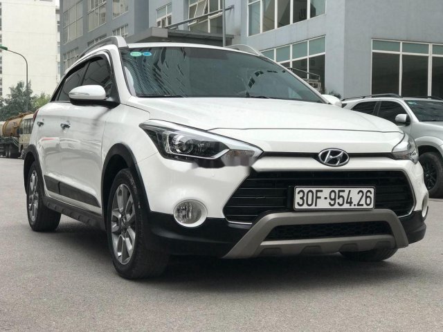 Bán Hyundai i20 Active 1.4AT năm 2015, nhập khẩu nguyên chiếc còn mới