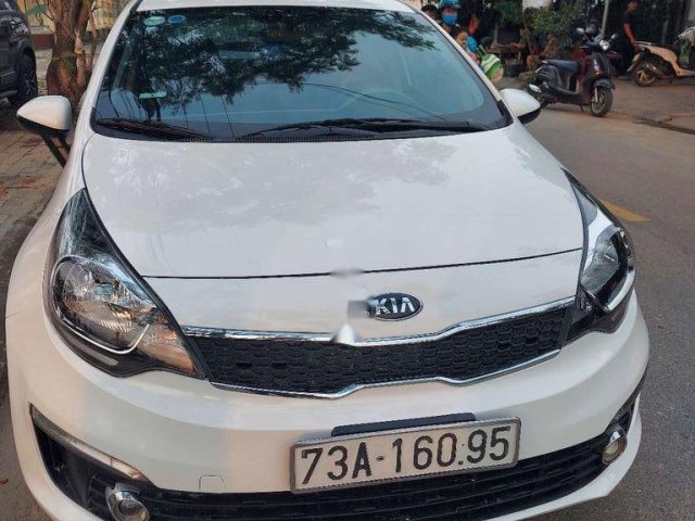 Bán Kia Rio năm 2017, màu trắng, nhập khẩu nguyên chiếc, giá tốt0