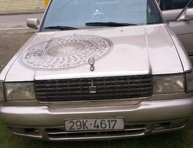 Cần bán gấp Toyota Crown năm sản xuất 19900