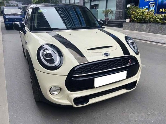 Cần bán xe Mini Cooper năm 2018, màu kem (be), nhập khẩu 