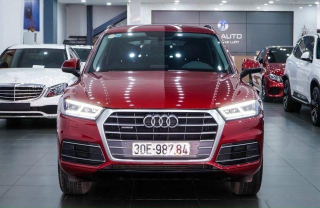 Bán Audi Q5 2.0 TFSI năm 2017, màu đỏ0