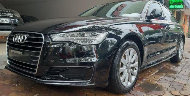 Cần bán gấp Audi A6 sản xuất 2015, màu đen