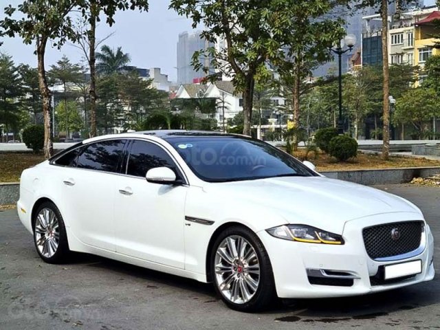 Cần bán xe Jaguar XJL năm 2016, màu trắng, nhập khẩu nguyên chiếc còn mới