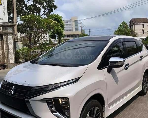 Cần bán gấp Mitsubishi Xpander năm 2018, màu trắng, nhập khẩu 