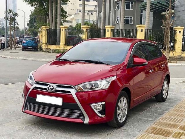 Cần bán lại xe Toyota Yaris sản xuất năm 2016, màu đỏ, nhập khẩu còn mới giá cạnh tranh0