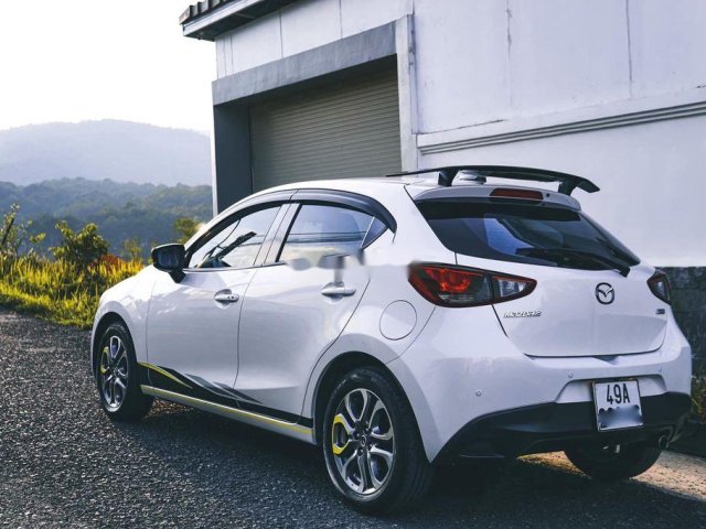 Cần bán Mazda 2 sản xuất 2019, màu trắng, nhập khẩu 