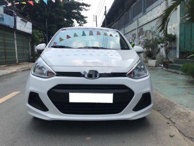 Cần bán gấp Hyundai Grand i10 năm 2017 còn mới, 215tr0