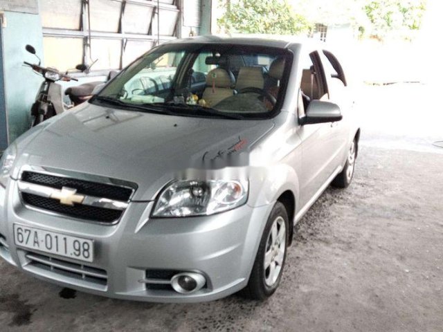 Cần bán Chevrolet Aveo đời 2012, màu bạc, xe nhập chính chủ, 150 triệu0