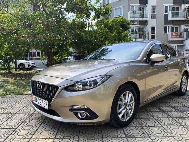 Bán Mazda 3 năm sản xuất 2015 còn mới0