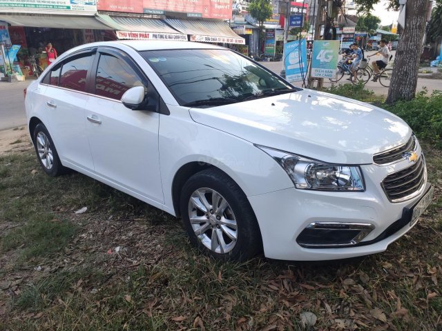 Cần bán Chevrolet Cruze sản xuất năm 2018, xe gia đình, 425 triệu0