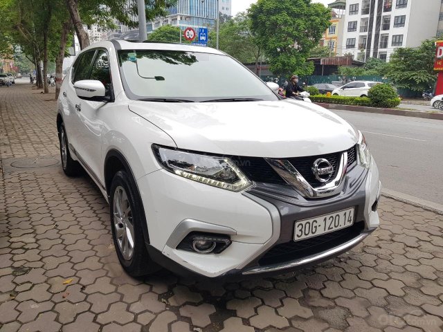 Nissan Xtrail 2.0 2019 trắng tinh khôi đẹp lạc lối0