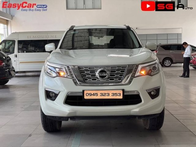 Bán xe Nissan Terra năm sản xuất 2019, màu trắng còn mới