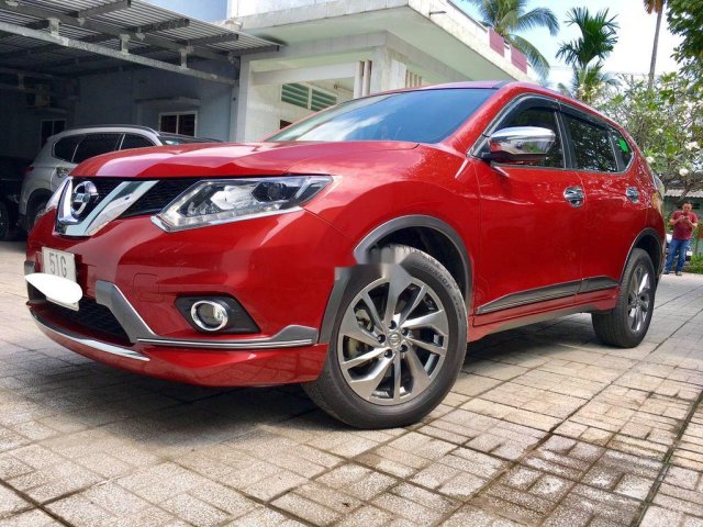Bán Nissan X trail sản xuất năm 2018, màu đỏ chính chủ, giá 785tr0