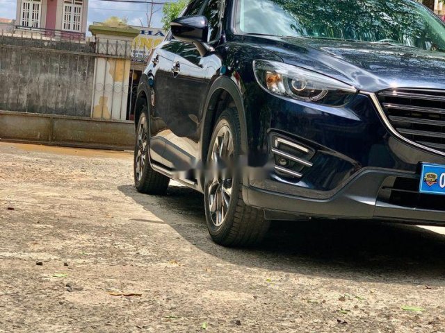 Cần bán xe Mazda CX 5 năm 2017, màu xanh lam 