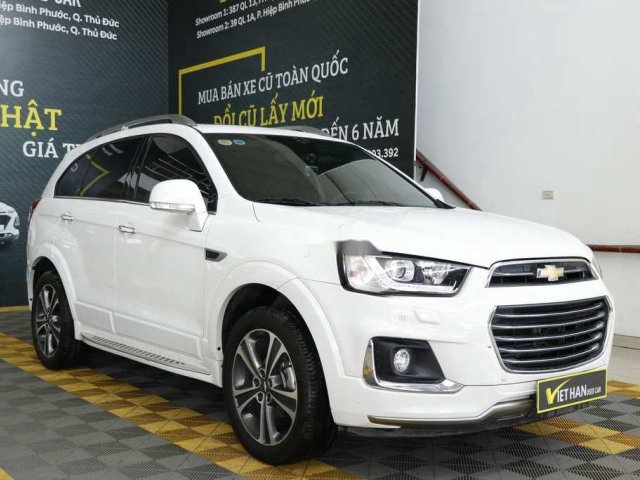 Bán xe Chevrolet Captiva đời 2018, màu trắng chính chủ, giá 666tr0