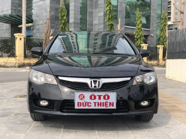 Bán nhanh chiếc Honda Civic 1.8AT0