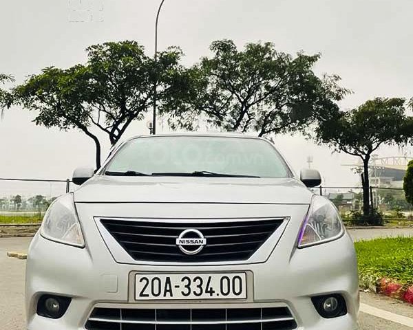 Bán Nissan Sunny năm sản xuất 2015, màu bạc còn mới, giá 310tr0