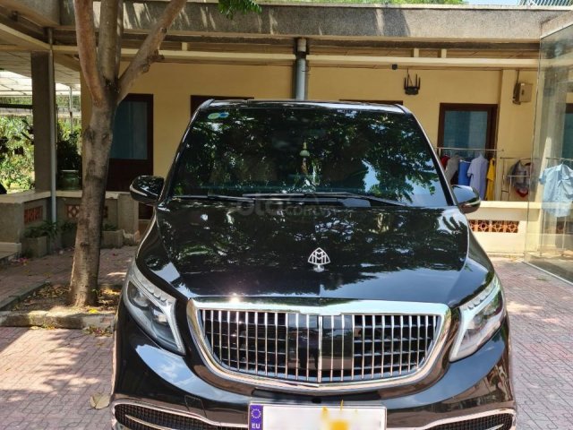 [Chính chủ ] bán nhanh xe Mercedes BenZ- V220D, độ lên Maybach sang trọng