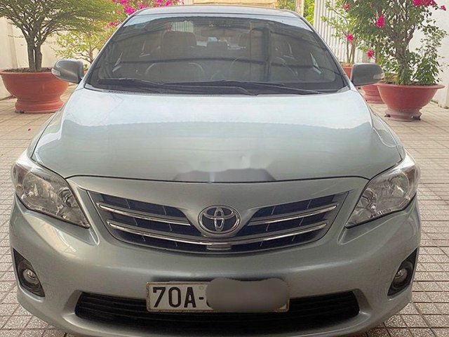 Bán Toyota Corolla Altis năm 2012 còn mới