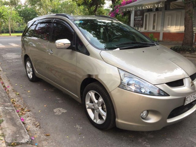 Bán Mitsubishi Grandis năm sản xuất 2009 còn mới