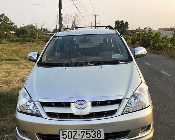 Cần bán xe Toyota Innova sản xuất năm 2007, màu bạc, giá chỉ 282 triệu0