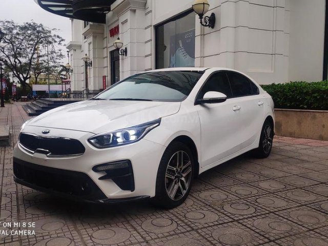 Bán Kia Cerato 1.6 Luxury đời 2019, màu trắng