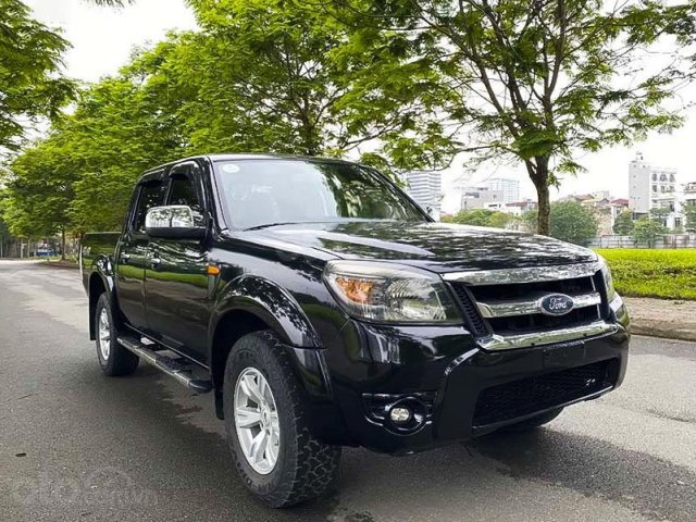 Cần bán xe Ford Ranger XLT 4x4 năm 2011, màu đen