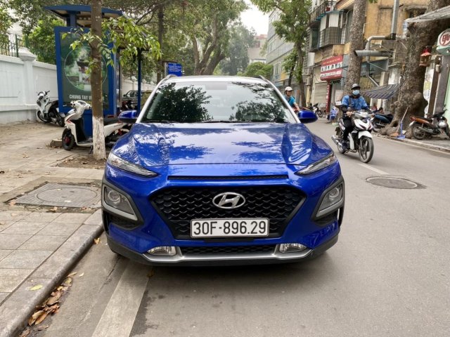 Cần bán lại xe Hyundai Kona 2.0AT đặc biệt năm 20190