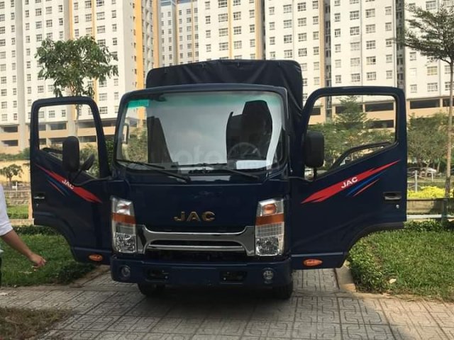 Xe tải JAC N200 cabin vuông 2t thùng dài 4,3m vào thành phố, KM bảo hiểm thân xe0