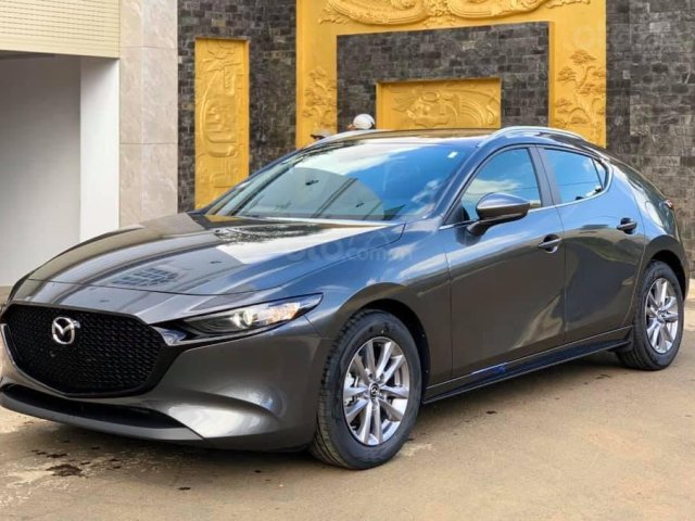 Mazda Bình Triệu - New Mazda 3 Luxury màu xám, giá tốt, giao xe ngay