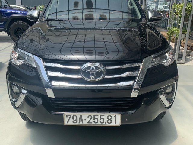 Bán Toyota Fortuner 2.7 V 4X2 AT sản xuất 2019