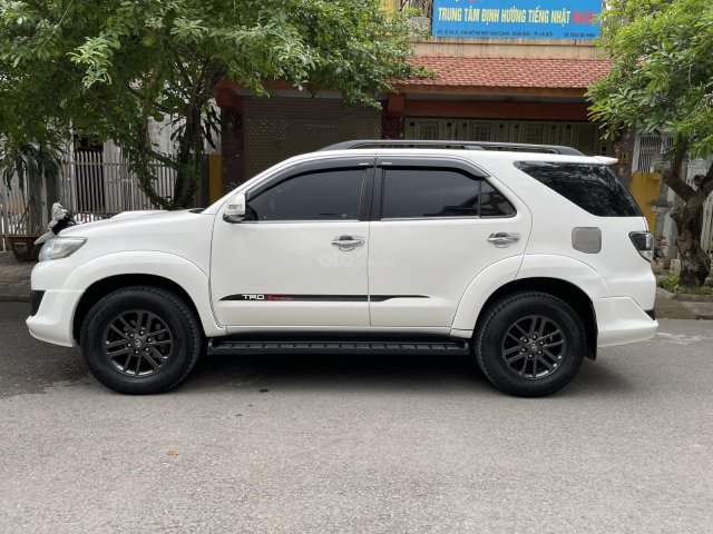 Gia Hưng Auto bán xe Toyota Fortuner 2.5G màu trắng, máy dầu số sàn