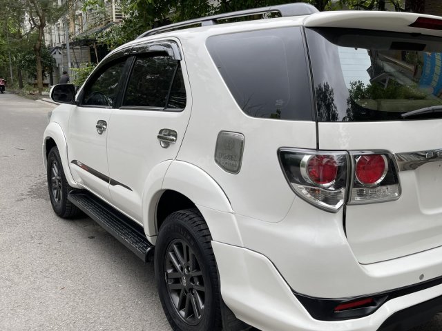 Gia Hưng Auto bán xe Toyota Fortuner 2.5G màu trắng, máy dầu số sàn