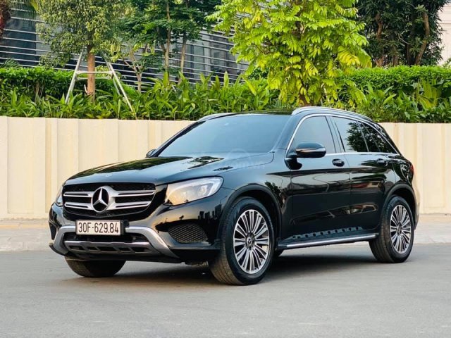 Mua xe giá thấp với chiếc Mercedes GLC 250 4 Matic đời 2018