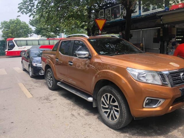 Cần bán lại chiếc Nissan Navara EL 2017, xe một đời chủ