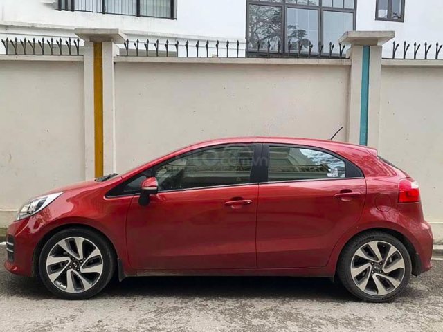 Cần bán xe Kia Rio 1.4AT sản xuất 2015, màu đỏ, xe nhập0