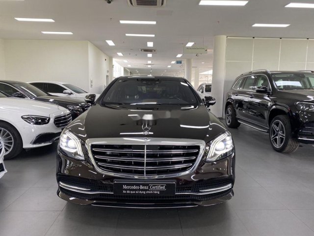 Bán Mercedes S450 sản xuất 2020, màu nâu 0