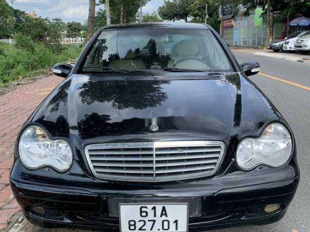 Cần bán lại xe Mercedes 2001 sản xuất năm 2001, màu đen0