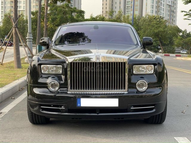 Xe bán Rolls Royce Phantom 2012 bản hiếm, 1 chiếc duy nhất tại Việt Nam, xe chạy 29000km, bao check hãng năm, sản xuất 2011