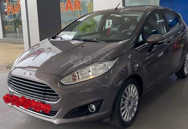 Cần bán lại xe Ford Fiesta 1.5 AT năm 2016, màu xám0