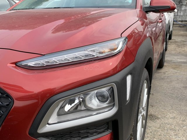 Bán Hyundai Kona 2.0 AT - hỗ trợ 85%0