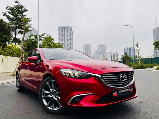 Bán ô tô Mazda 6 năm sản xuất 2019, màu đỏ chính chủ, 815 triệu