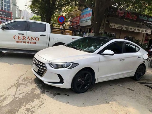 Bán xe Hyundai Elantra năm sản xuất 2017, màu trắng 