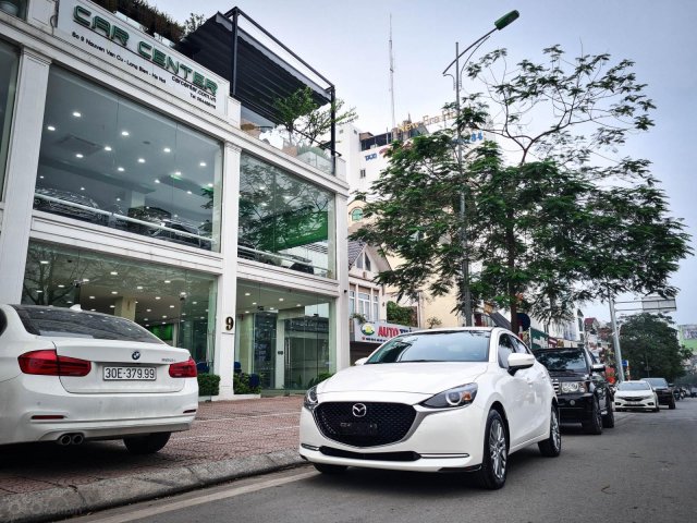 Bán Mazda 2 1.5 Luxury Sedan sx 2020 siêu lướt - xe biển tỉnh - xe 1 chủ từ đầu0